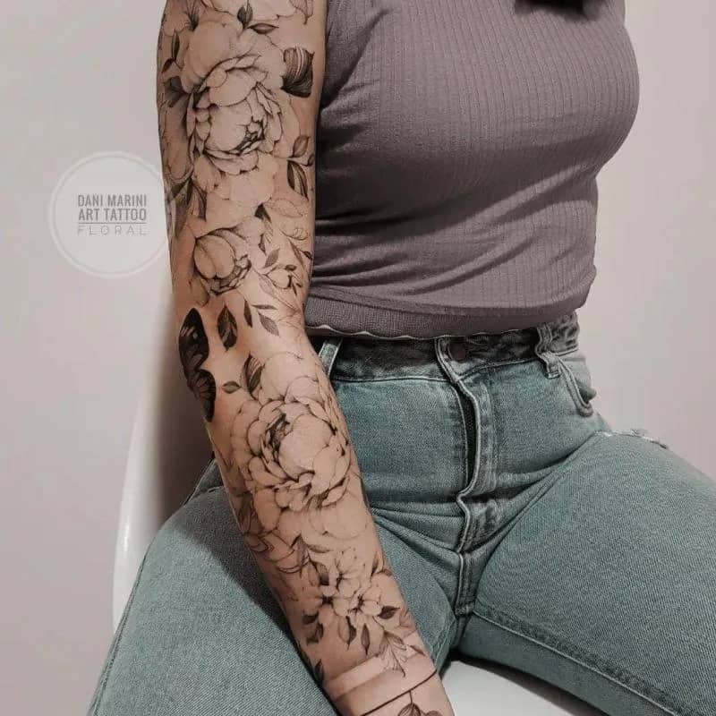 Imagem da campanha Tatuagem fechamento de braço floral