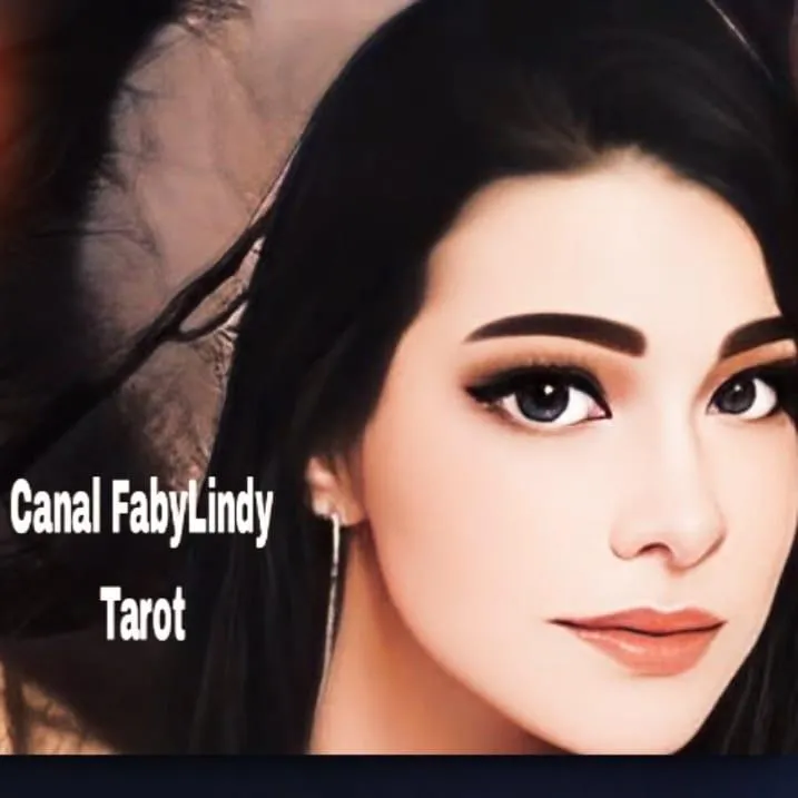 Imagem da campanha Consulta de Tarot com FabyLindy Tarot