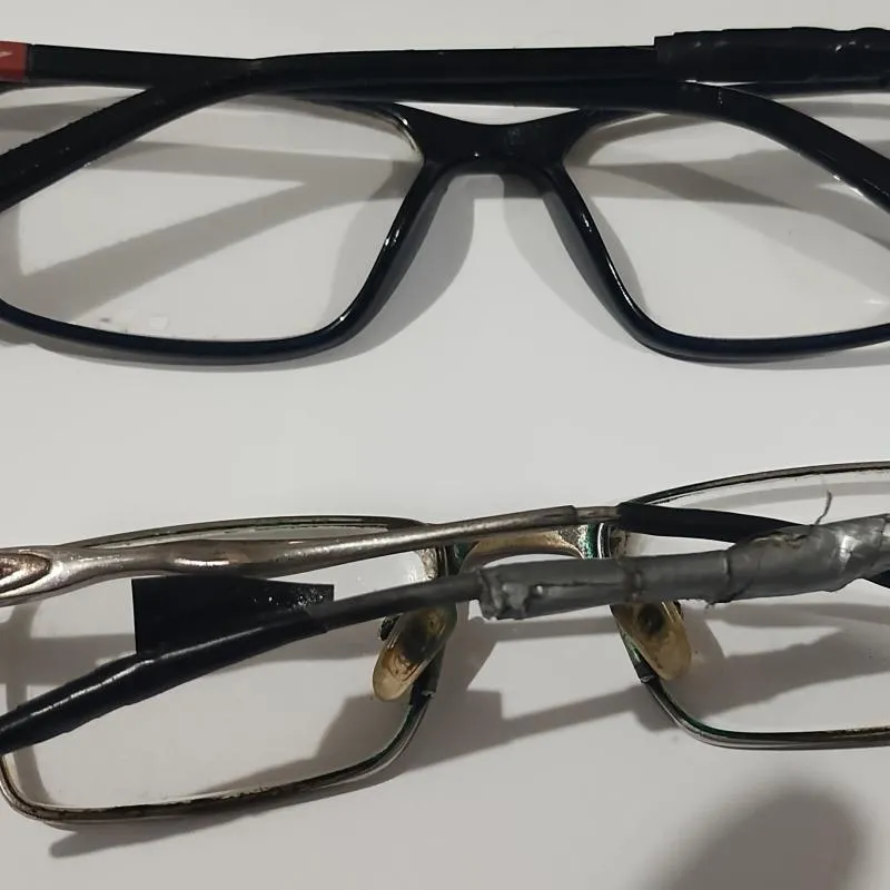 Imagem da campanha Óculos sem fita adesiva