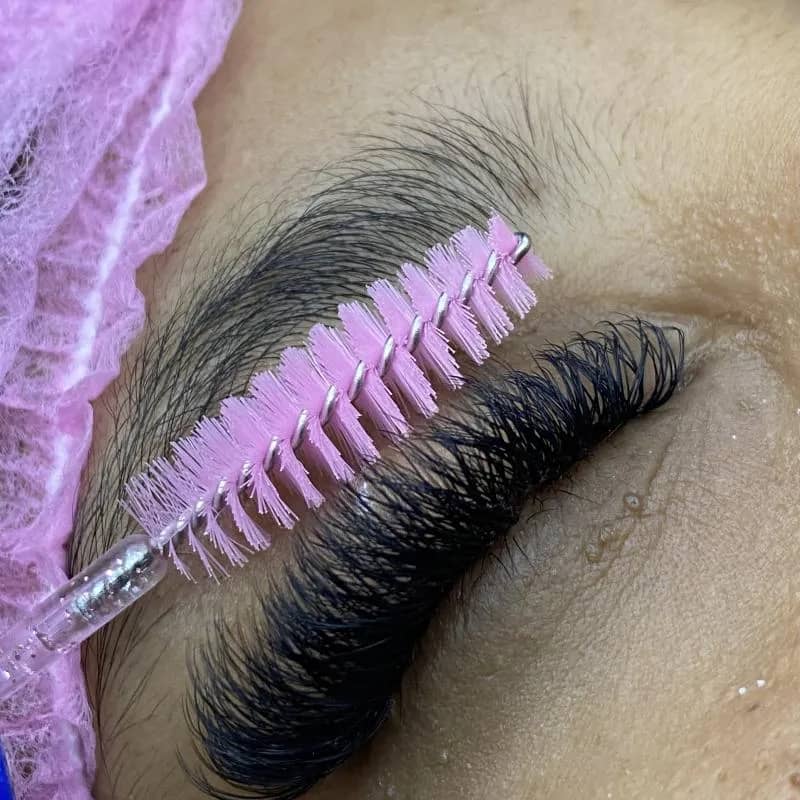 Imagem da campanha Extensão de cílios ou $200,00 no pix.