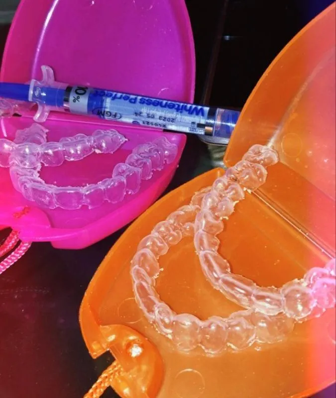 Imagem da campanha Clareamento Dental com Moldeira