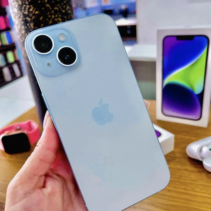 Imagem da campanha iPhone 14 normal novo lacrado