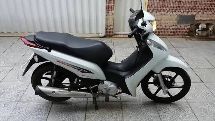 Imagem da campanha Biz 125