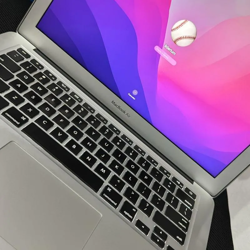 Imagem da campanha Mec book 2015