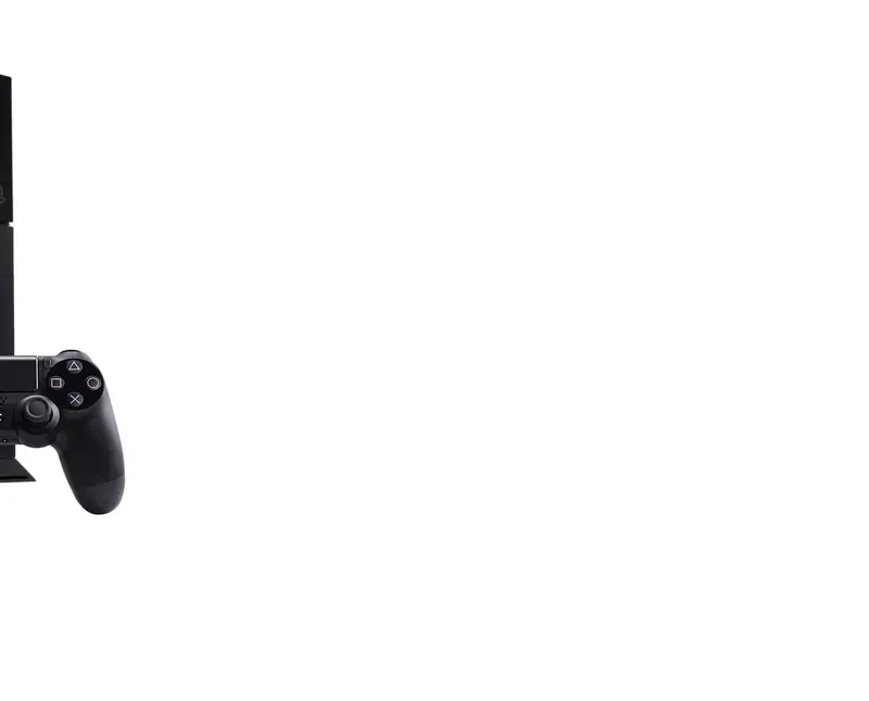 Imagem da campanha Playstation 4 (usado) com caixa- 2TB de HD- 2 Controles- 5 Jogos Mídia Física- R$30,00 o número