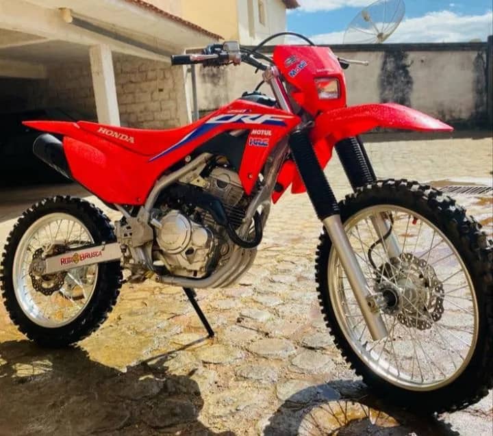 Imagem da campanha Crf 250