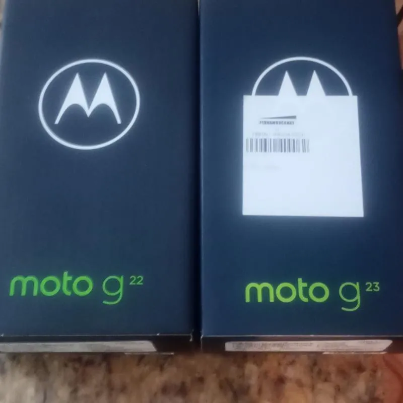 Imagem da campanha 2 celulares moto g22 e23