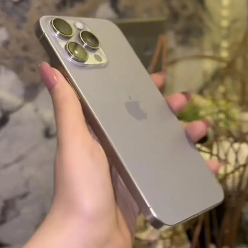 Imagem da campanha iPhone 15 pro