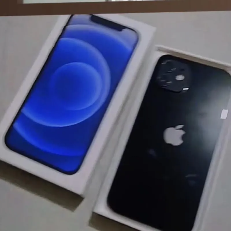 Imagem da campanha iPhone 12