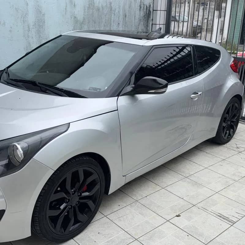 Imagem da campanha Veloster 2012