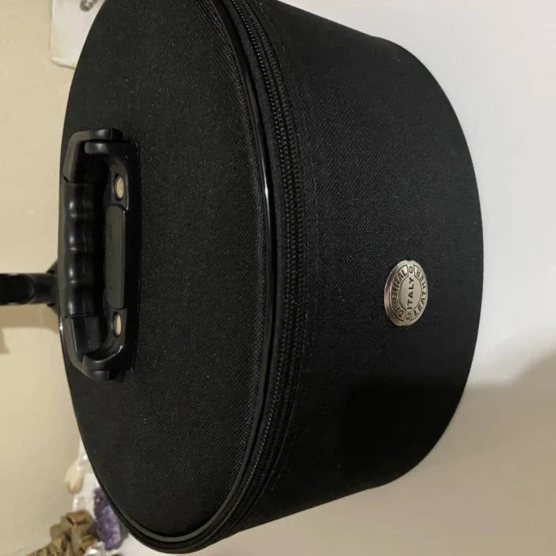 Imagem da campanha Sorteio de maleta com vários itens para sobrancelha