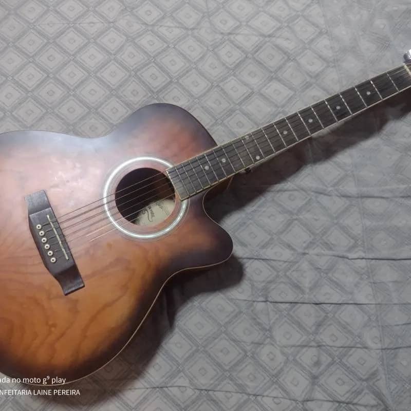 Imagem da campanha Violão Profissional Elétrico Caravan Music