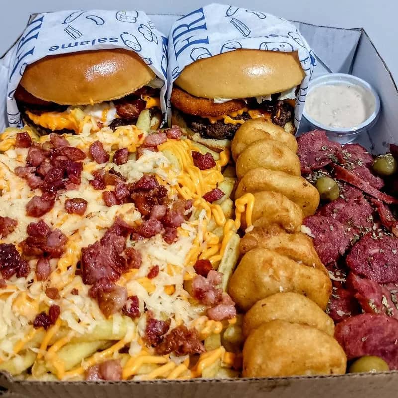 Imagem da campanha Combo na Caixa