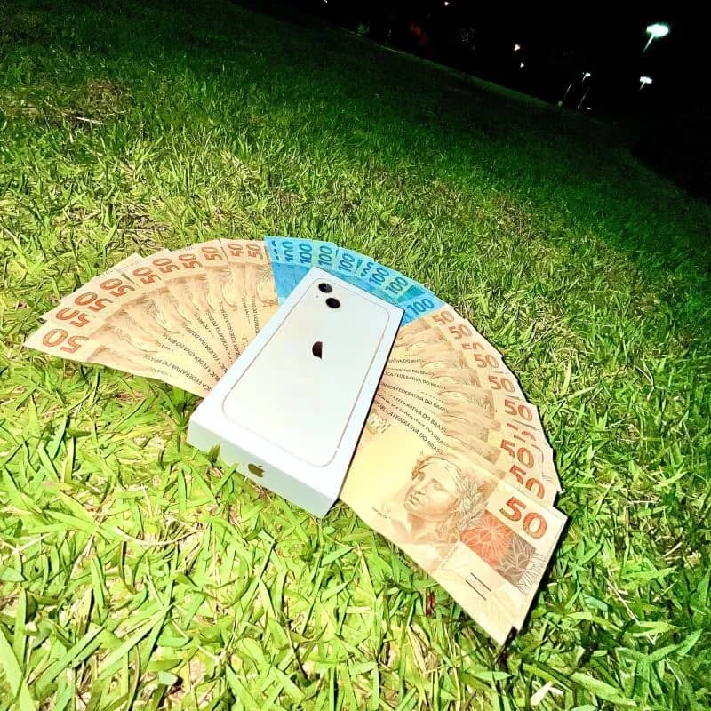 Imagem da campanha IPHONE 13 ou 2 MIL NO PIX