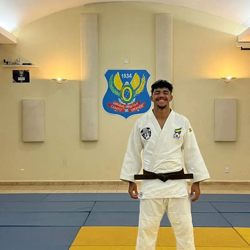 Imagem da campanha Elias na Europa