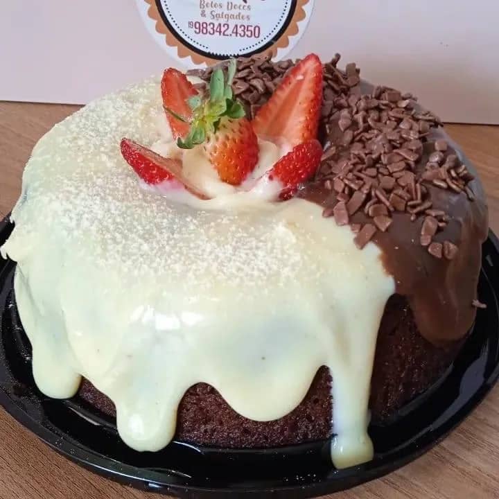 Imagem da campanha Dia das Mães com bolos da Zilene