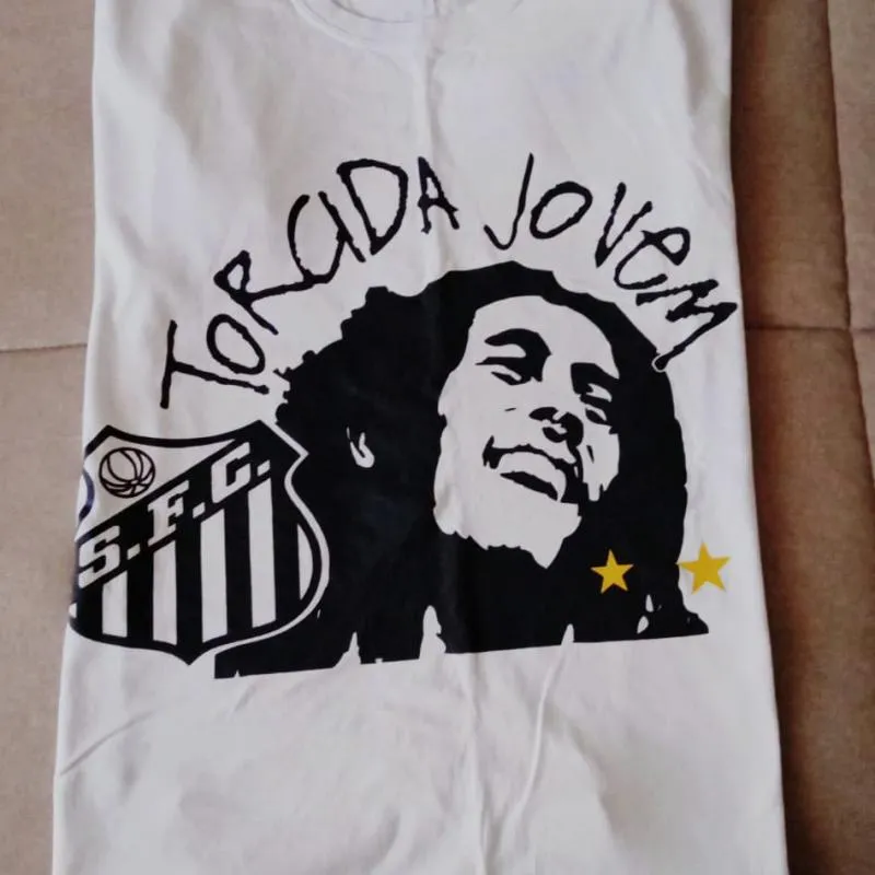 Imagem da campanha Camiseta do Bob Marley da Torcida Jovem