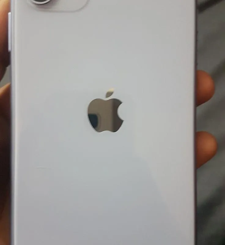 Imagem da campanha iPhone 11 Semi novo