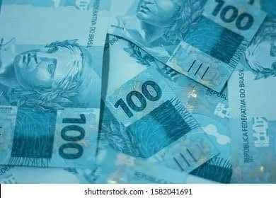 Imagem da campanha Ajuda de custos.