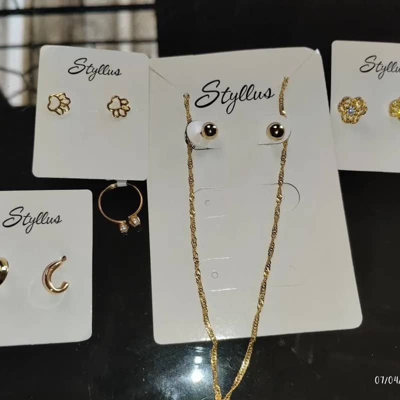 Imagem da campanha Concorra a R$200,00 em semi jóias banhadas a ouro.