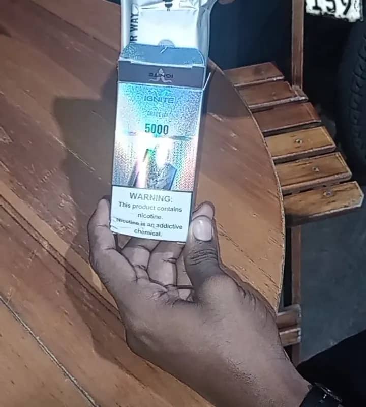 Imagem da campanha Ingnite, V50 sabor será escolhido pelo ganhador.