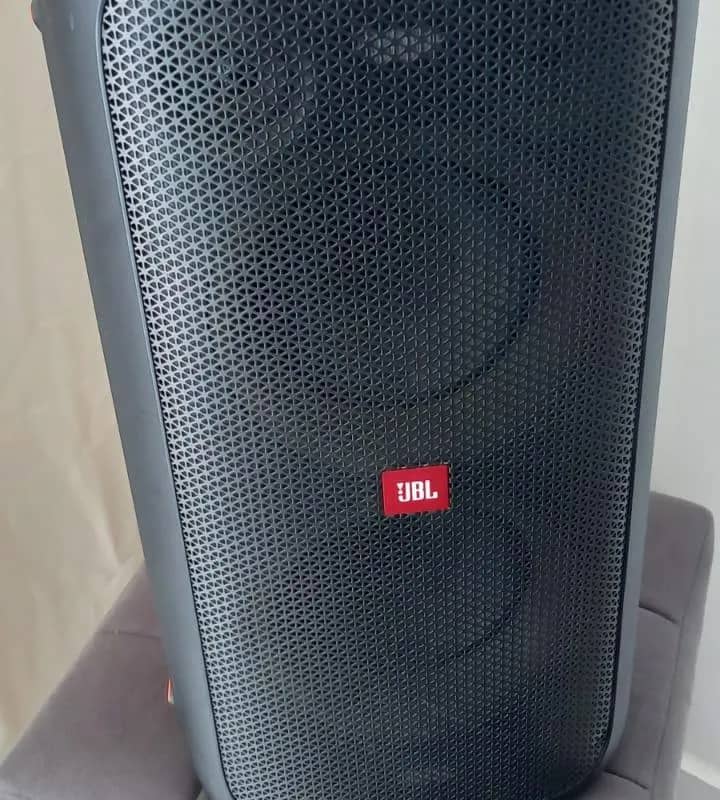 Imagem da campanha JBL party box 100 ou 1.000 no pix