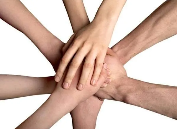 Imagem da campanha Ação entre amigos