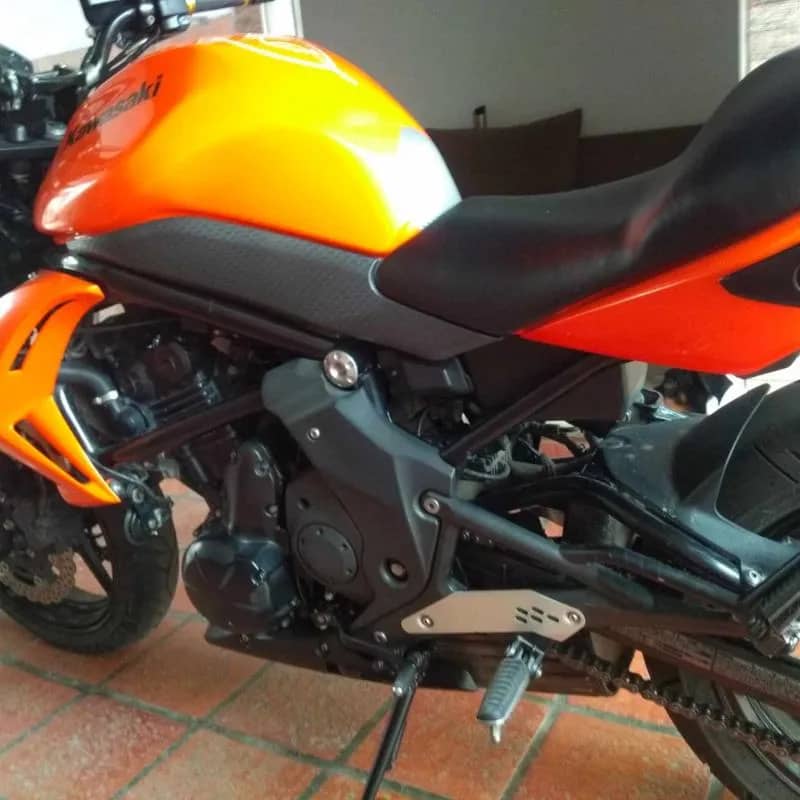 Imagem da campanha Moto Kawasaki ER 650