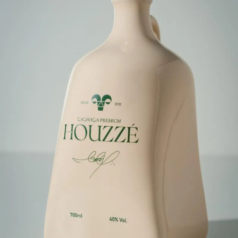 Imagem da campanha Ação benificente Cachaça Houzzé