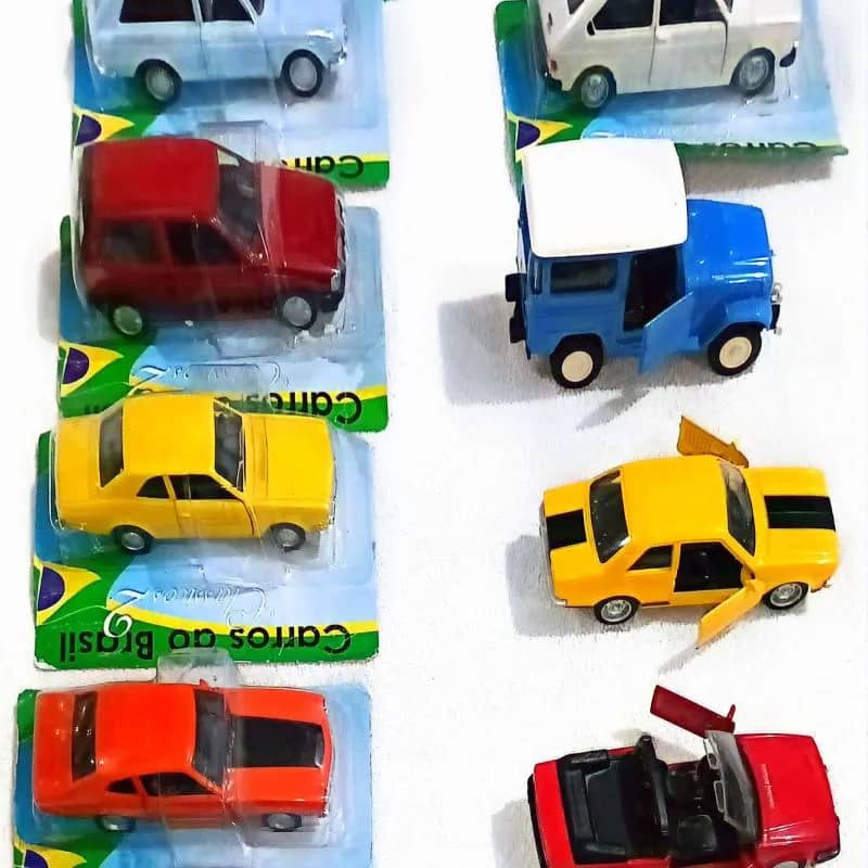 Imagem da campanha Kit 12 miniaturas de Carros Jornal Extra (usado)