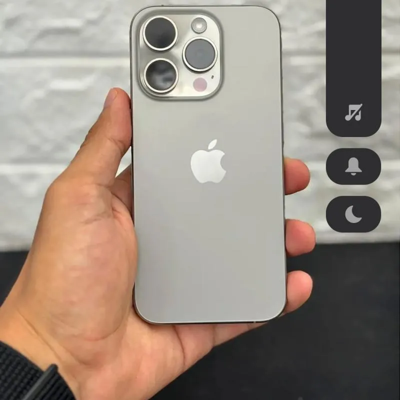 Imagem da campanha iPhone 15 Pro Max 256gb