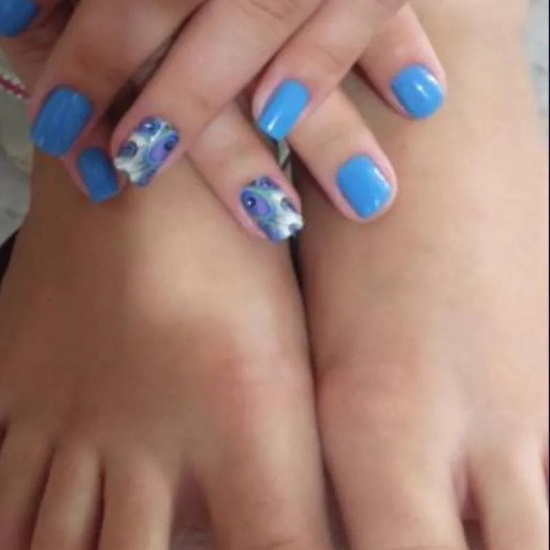 Imagem da campanha Compre e ganhe uma manicure,um pedicure e um maravilhoso SPA dos pés