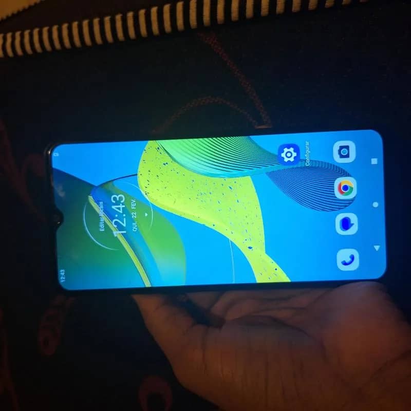 Imagem da campanha Ganhei outro celular por isso estou rifado esse aqui