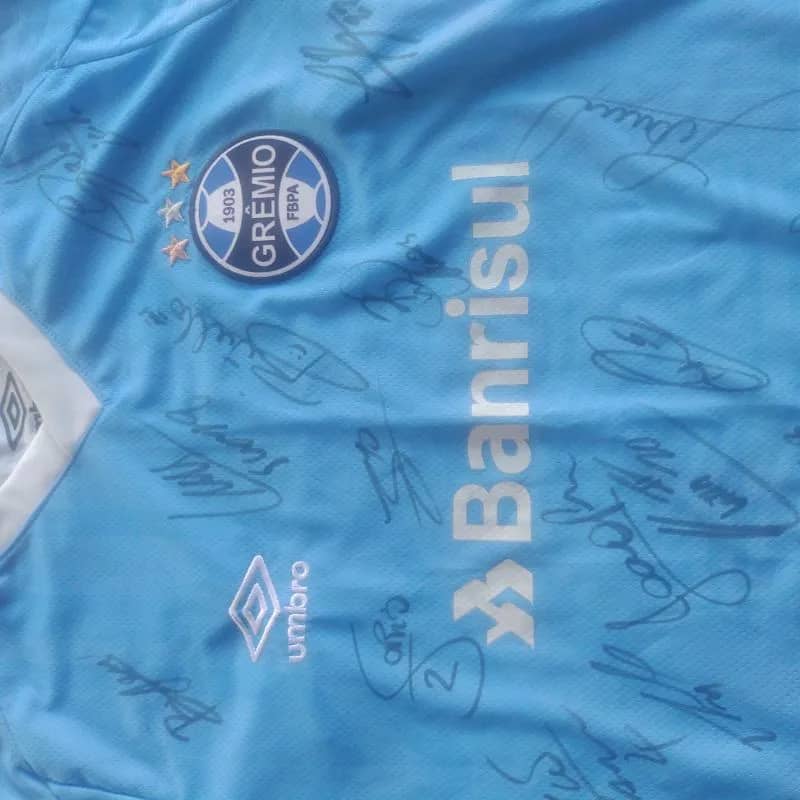 Imagem da campanha Rifa beneficente, camisa autografada do Grêmio