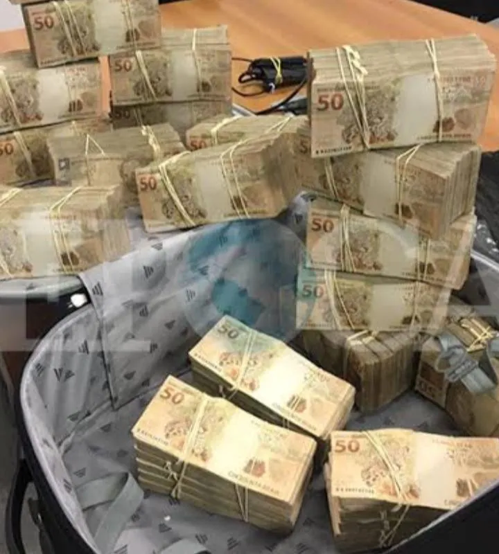 Imagem da campanha 500,000 Mil Reais