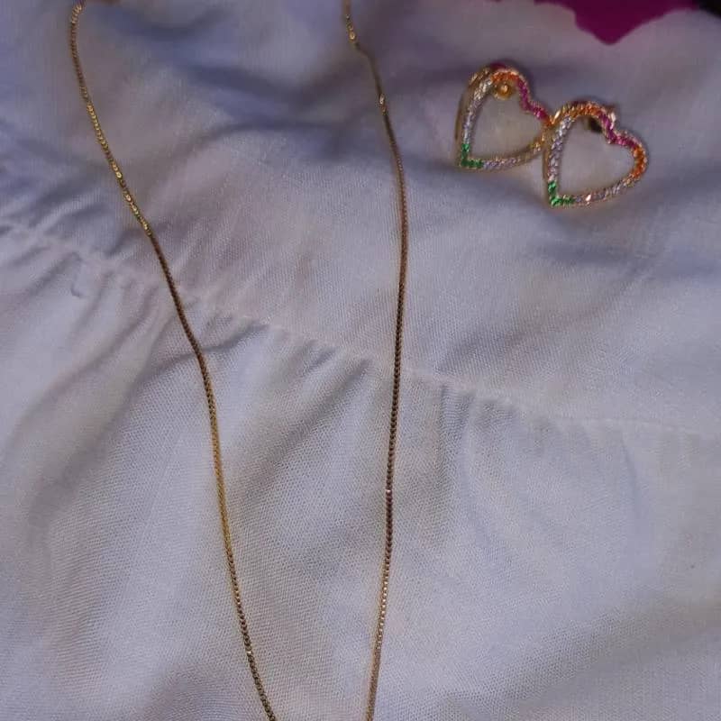 Imagem da campanha Cordão + Brinco foliado a ouro com pedras de Zircônia