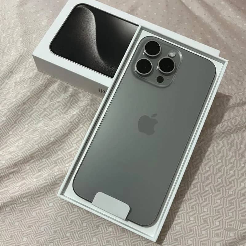 Imagem da campanha iPhone 15 Pro Max 256 GB