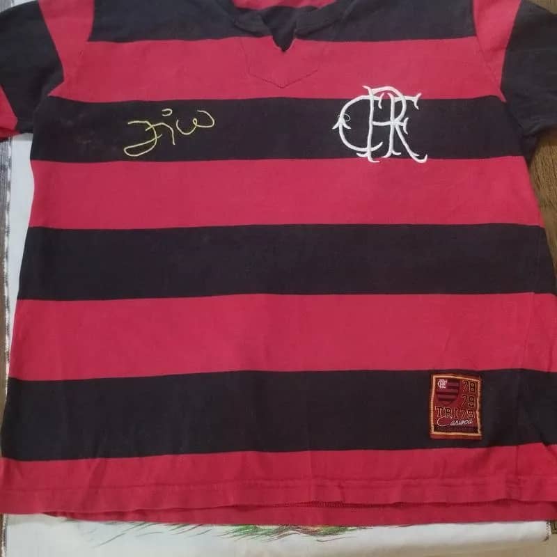 Imagem da campanha Edição especial Tri carioca de 79 com assinatura do Zico.   @Othyagopreto