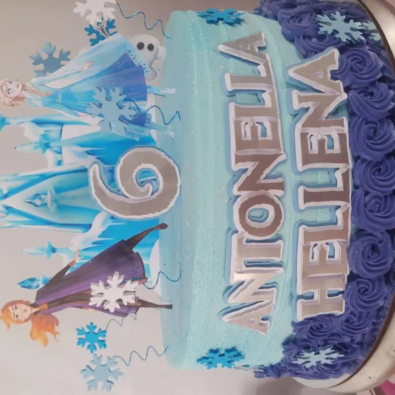 Imagem da campanha Vamos rifar um bolo personalizado e 150 doces