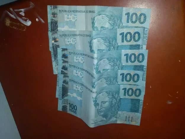 Imagem da campanha 500 reais com a penas 10