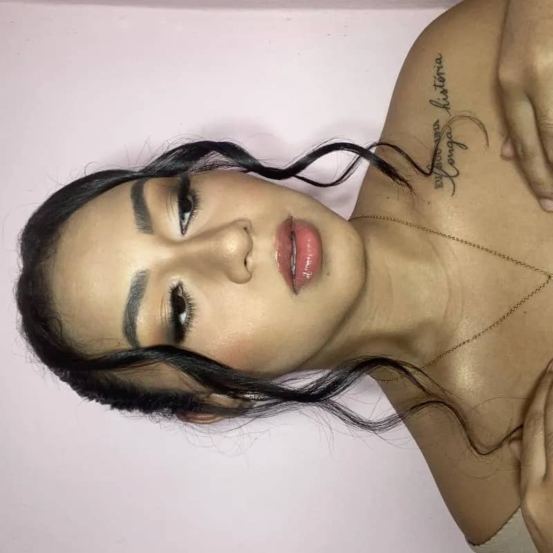 Imagem da campanha Curso de automaquiagem e uma maquiagem social