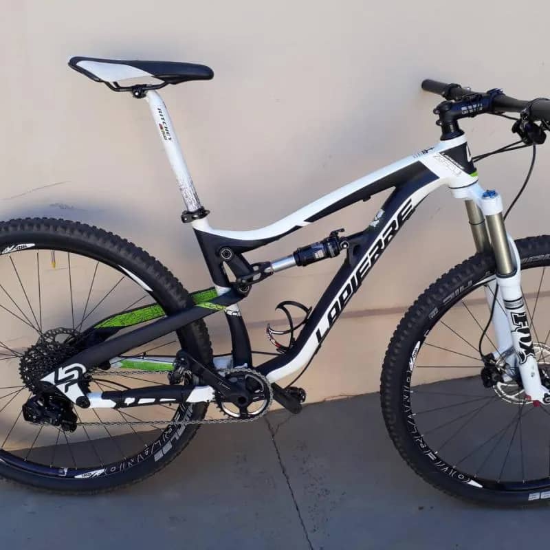 Imagem da campanha Bike Full, lapierre aro 29 toda sran X01 semi nova sem detalhes