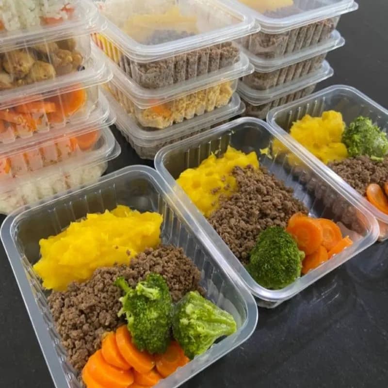 Imagem da campanha 1 Mês de Marmitas Fitness + Sucos Detox