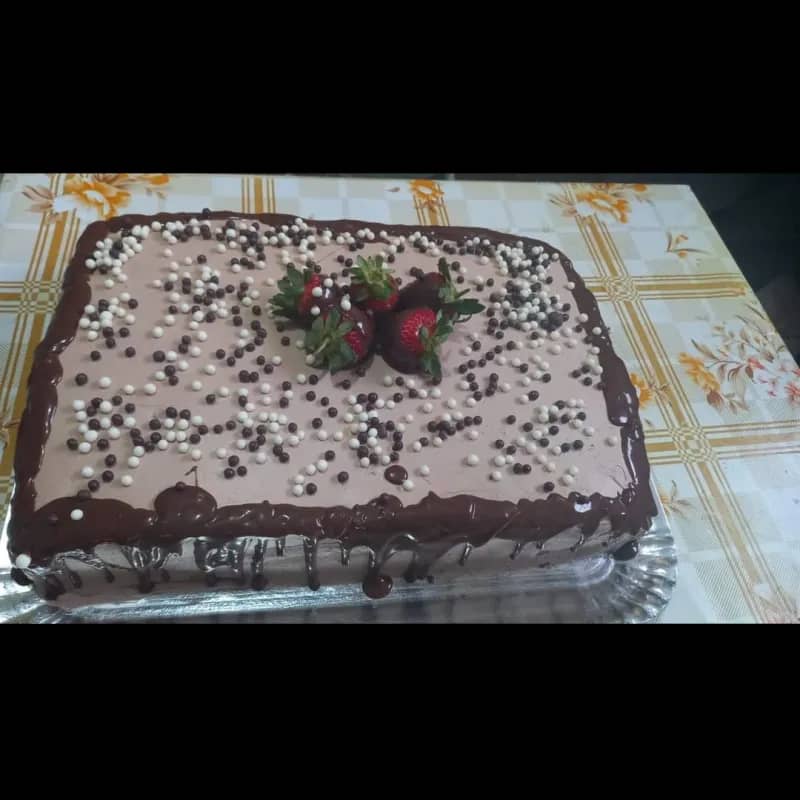 Imagem da campanha Valendo  um bolo para ajudar o Leozinho que sofreu acidente de carro no dia 26/05