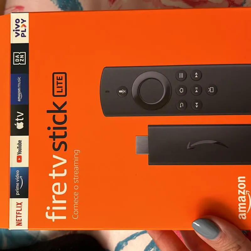 Imagem da campanha Fire TV Stick lite