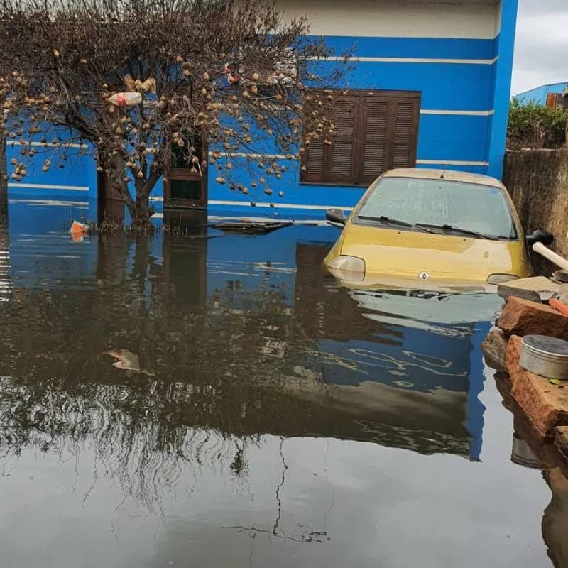 Imagem da campanha Ação solitária para reconstrução lar alagado pela enchente de Sabrina B.Portela moradora de Canoas. Agradeço