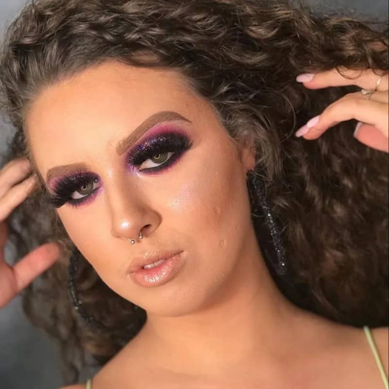 Imagem da campanha Maquiagem profissional a DEZ REAIS + um PIX de R$ 300,00