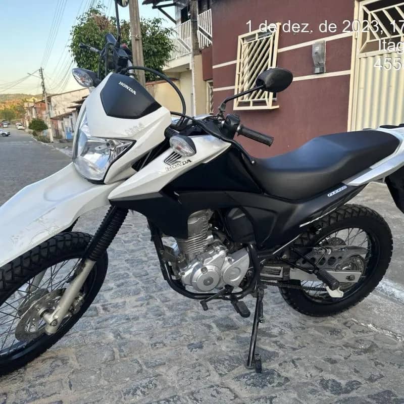 Imagem da campanha BRÓS 2014 + 15 MIL NO PIX