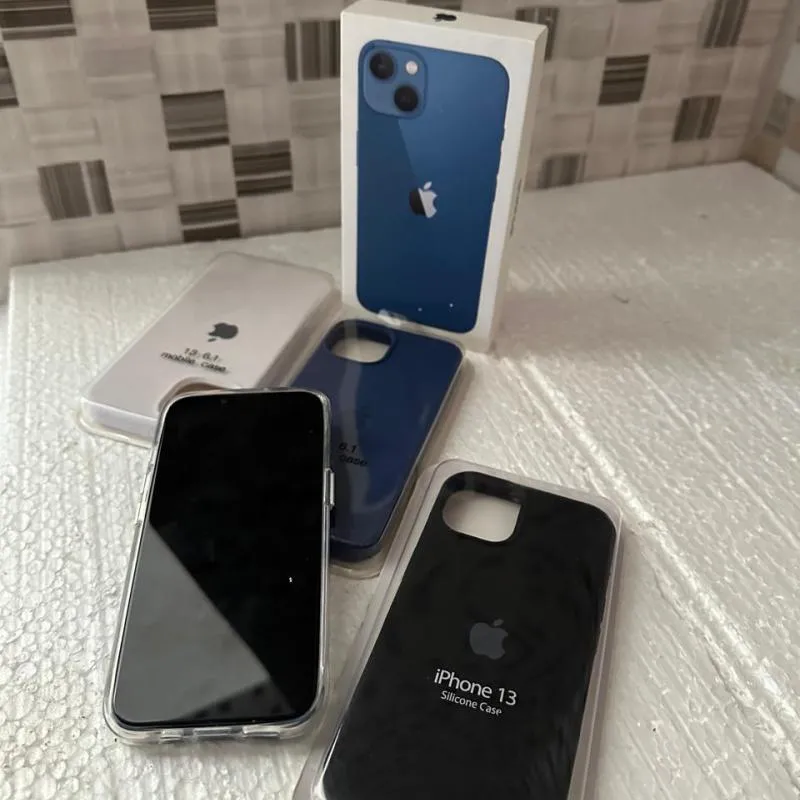 Imagem da campanha IPHONE 13 64 GB OU 2 MIL NO PIX