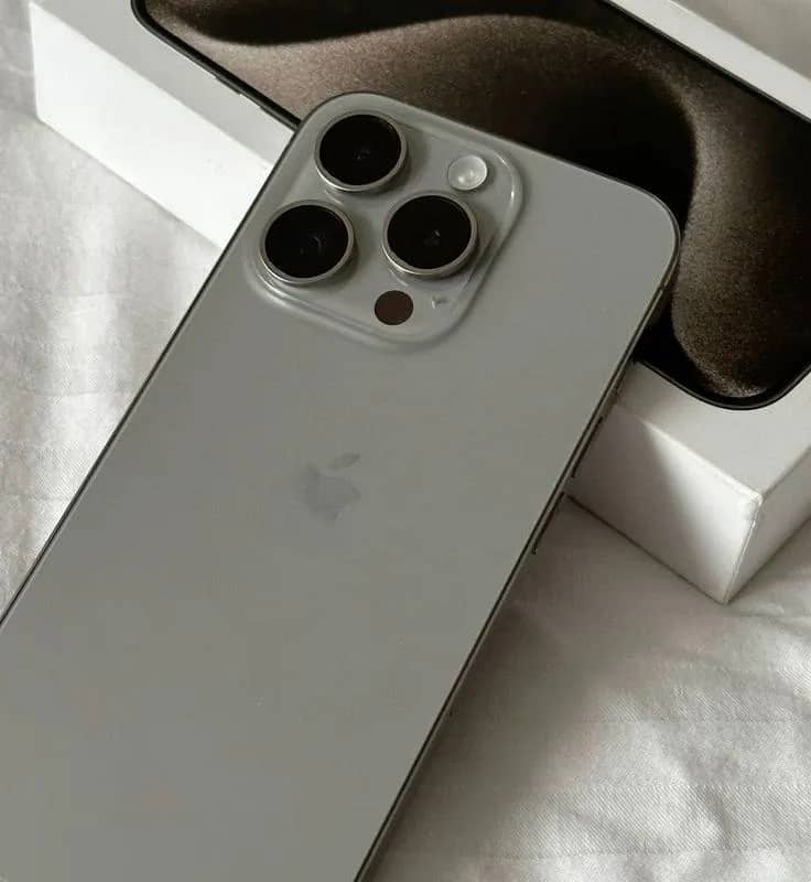 Imagem da campanha Ação 15 Pro Max 256gb